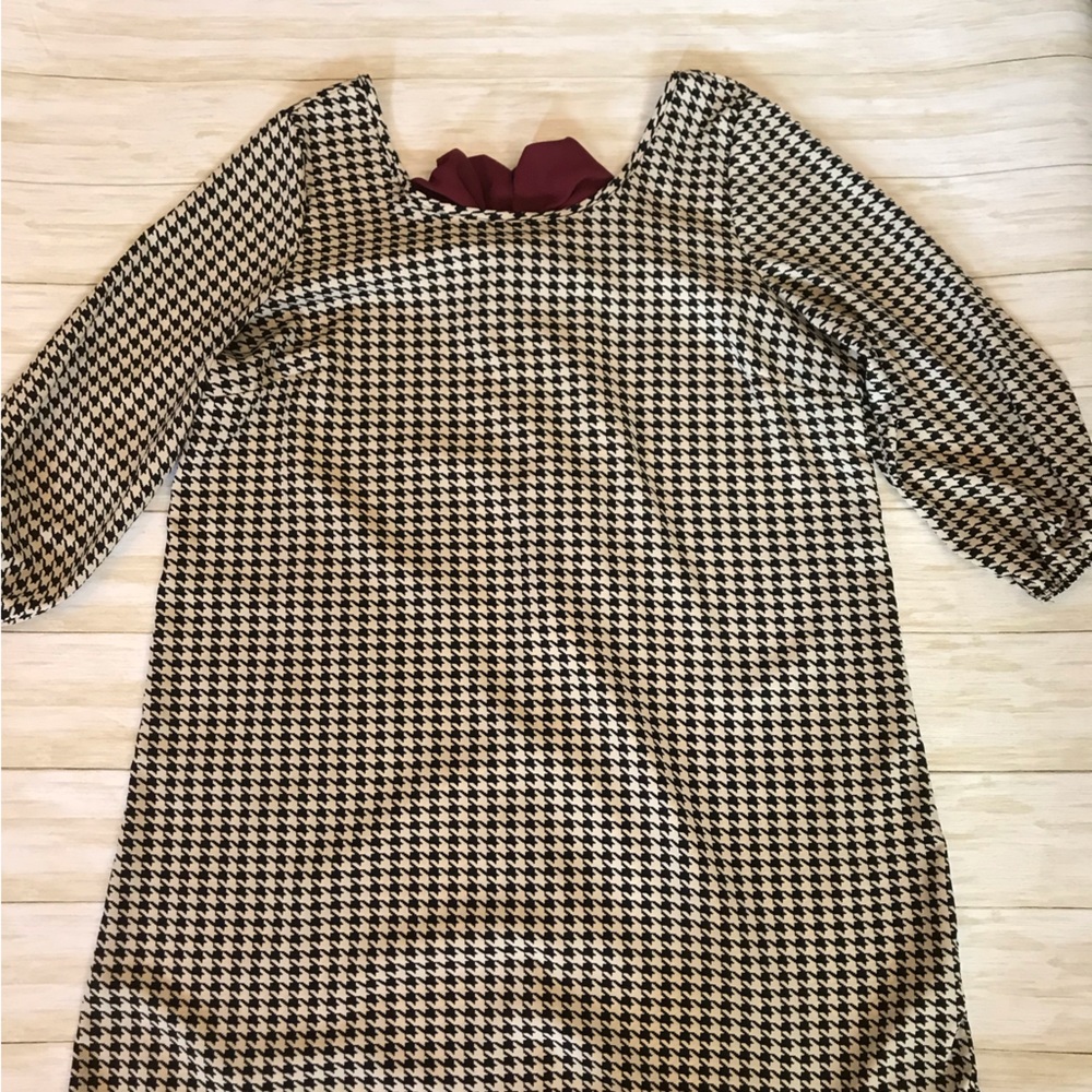 Preowned Houndstooth and Crimson Boutique Dress Xl by Auditions midi